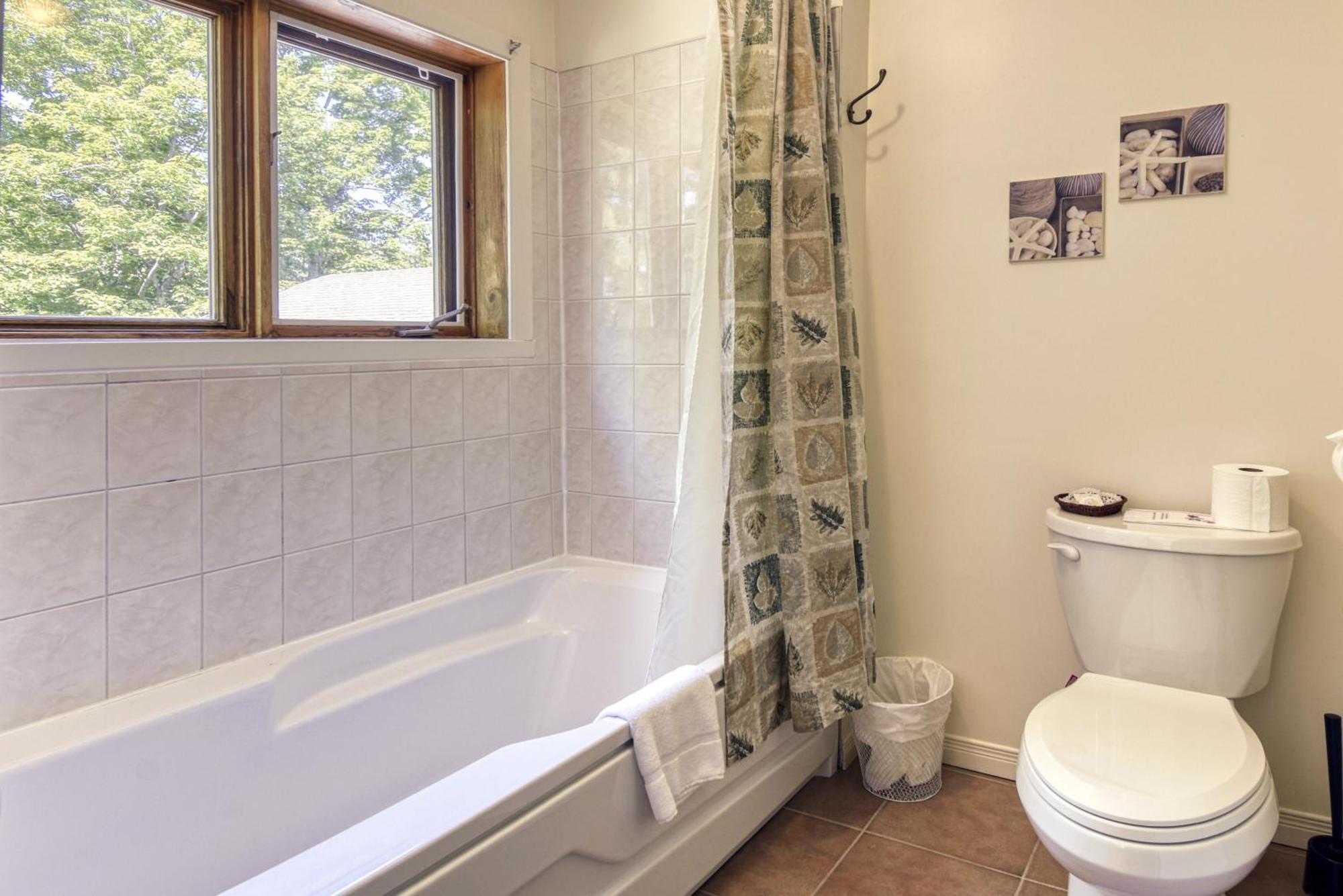 Auberge Le Lupin-Self Check-In Mont-Tremblant Bagian luar foto