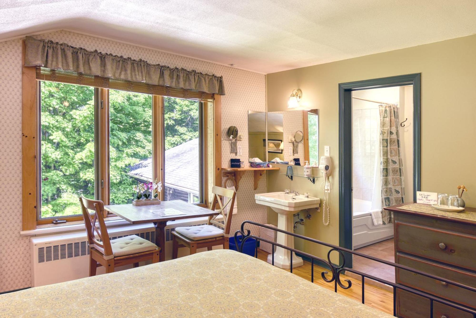 Auberge Le Lupin-Self Check-In Mont-Tremblant Bagian luar foto