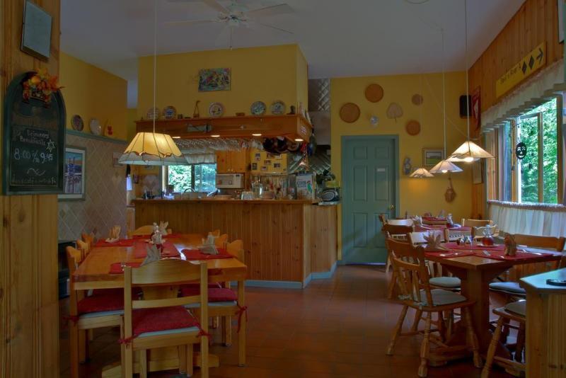 Auberge Le Lupin-Self Check-In Mont-Tremblant Bagian luar foto